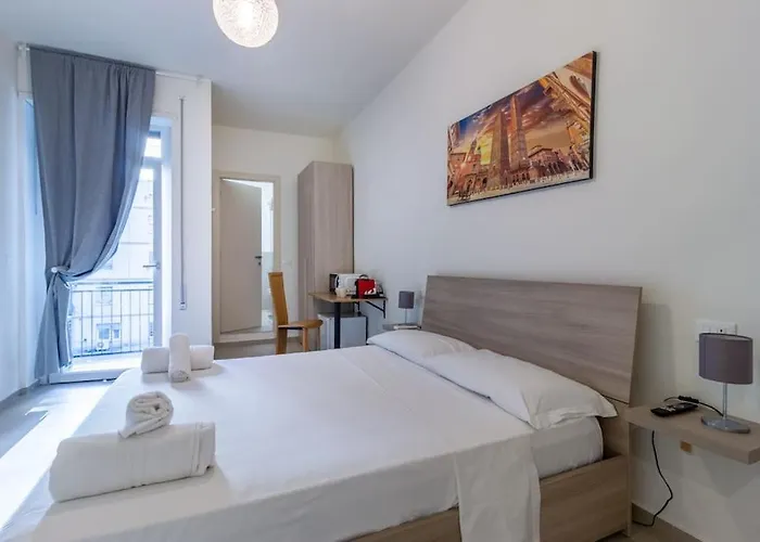 Delle Casse 5 *